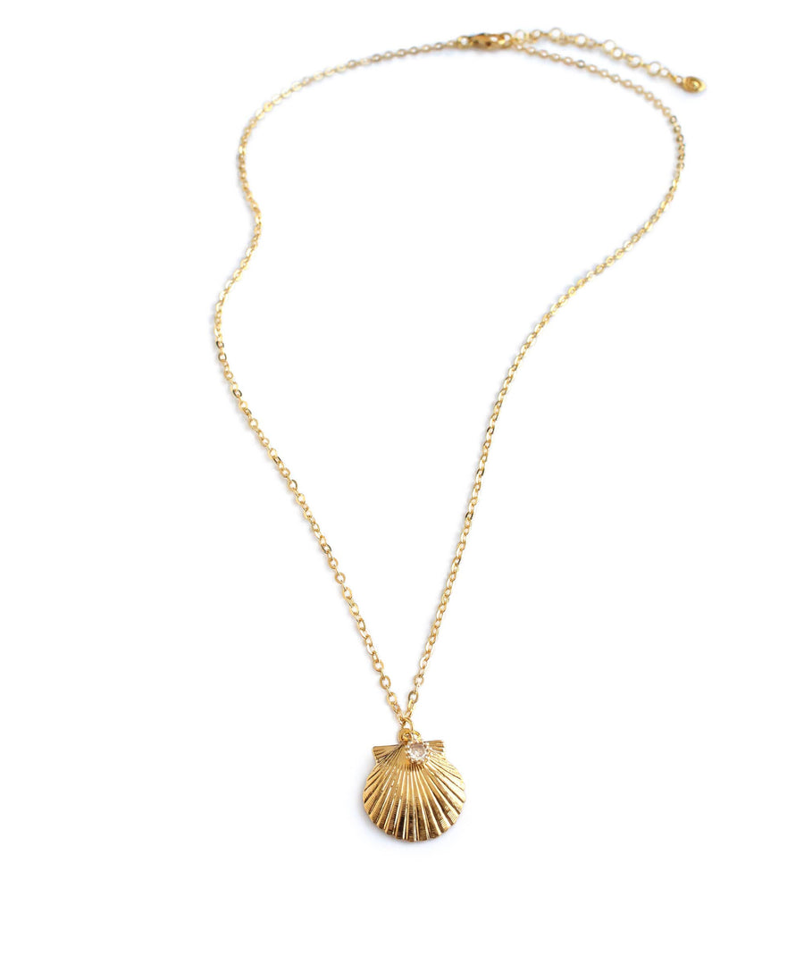 Short 18K Gold Plated Seashell Necklace with Crystal Charm